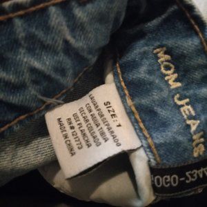 Distorted GOGO jeans